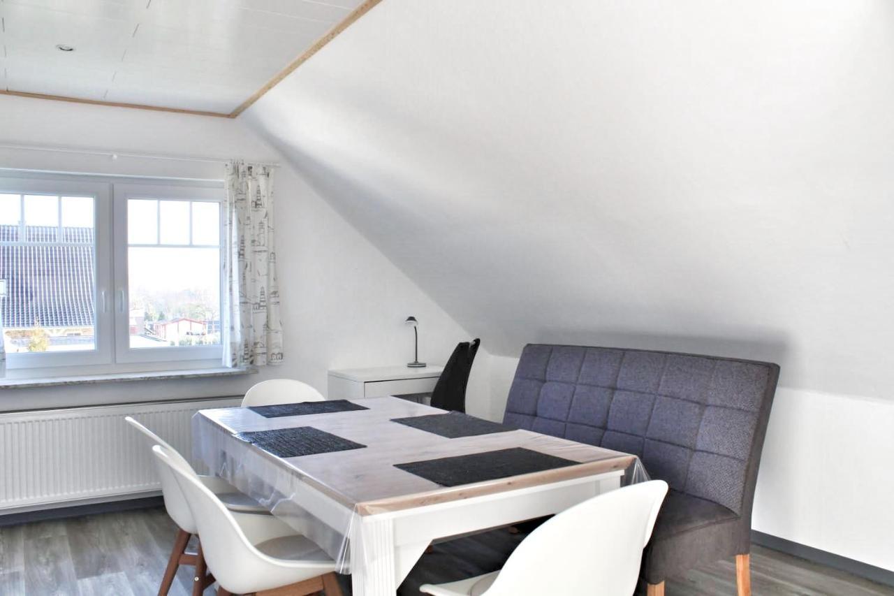 Nordsee Anker Unsere Moderne 87 Qm Ferienwohnung Mit Zwei Schlafzimmer In Norden Ortsteil Ostermarsch מראה חיצוני תמונה